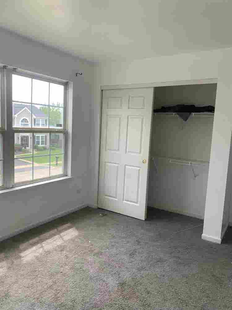 Room for rent in Oswego