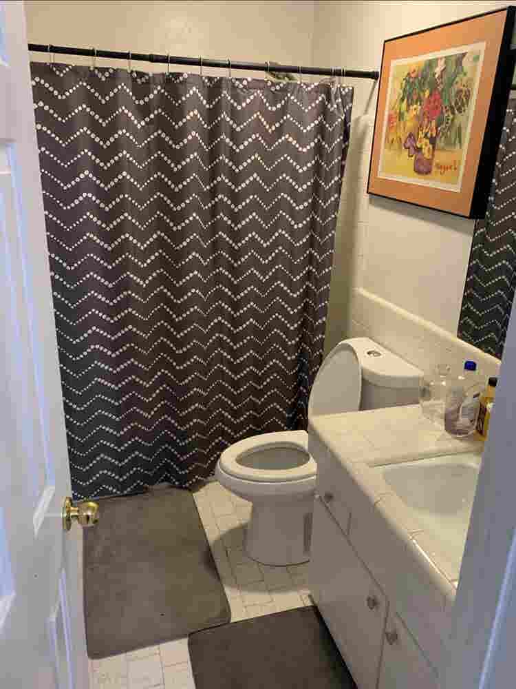 Room in 
Townhouse