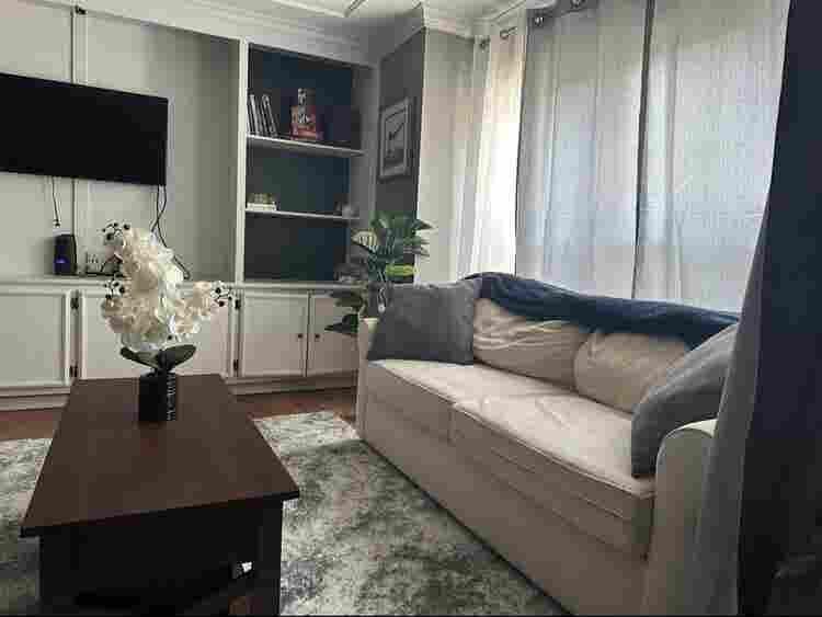 Room in 
Townhouse