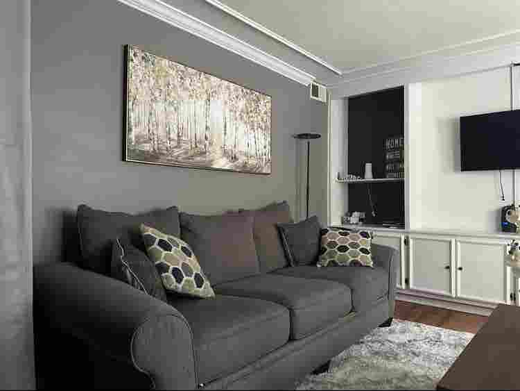 Room in 
Townhouse