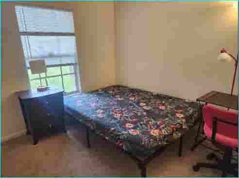ROOM FOR RENT