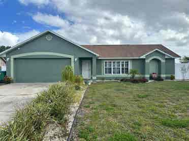 Deltona Pool House - Room Rental