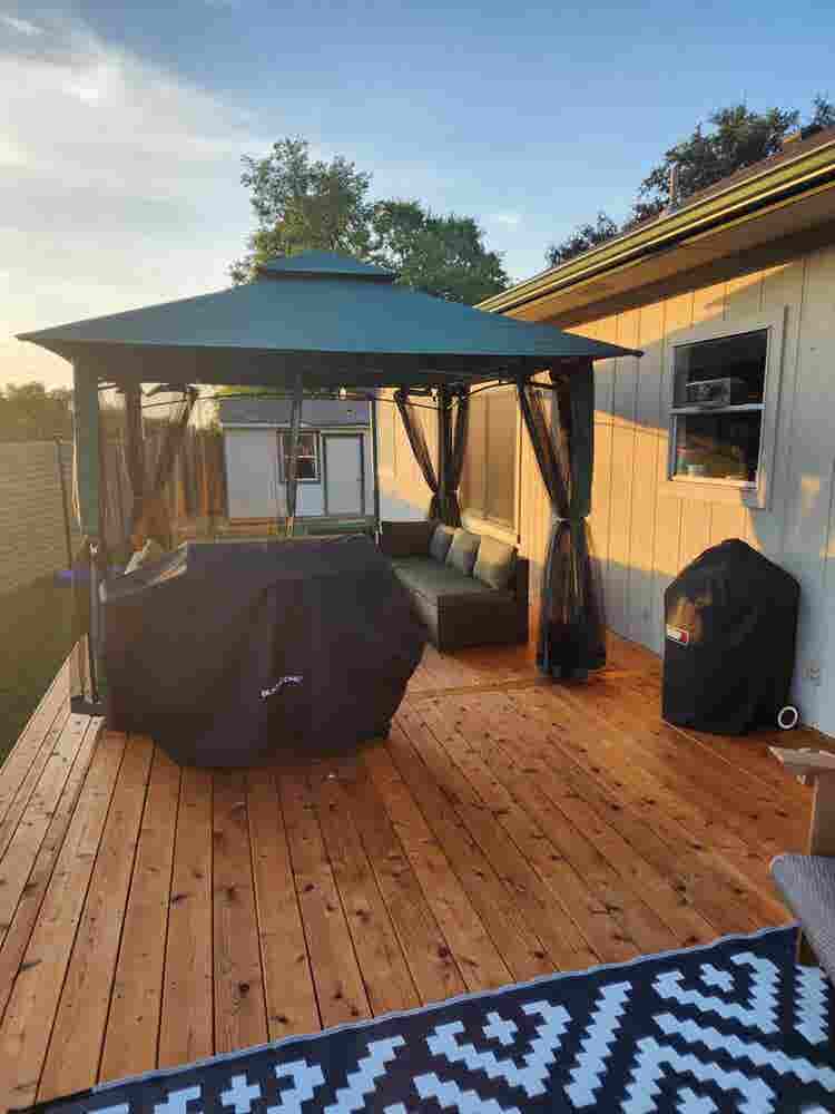 1bedroom in house available in RR