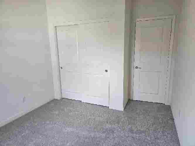 Own Bathroom & Fridge!