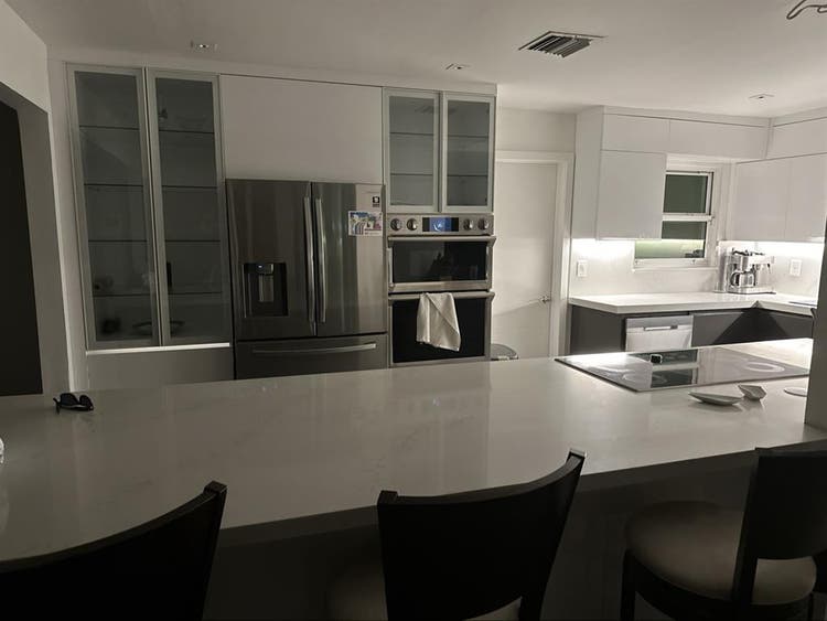 Looking for a roommate!