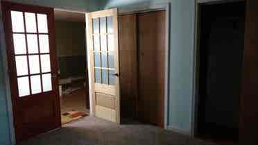 Seeking housemate