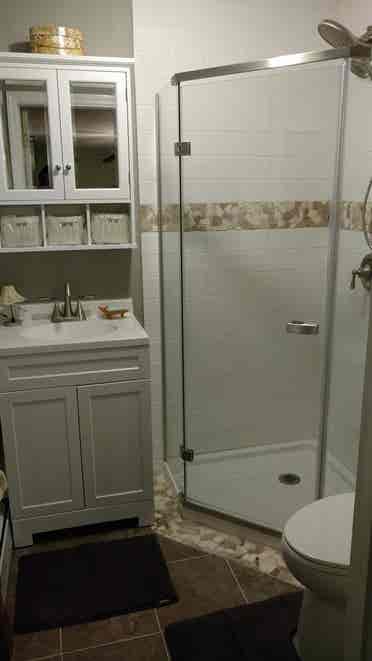 Seeking housemate