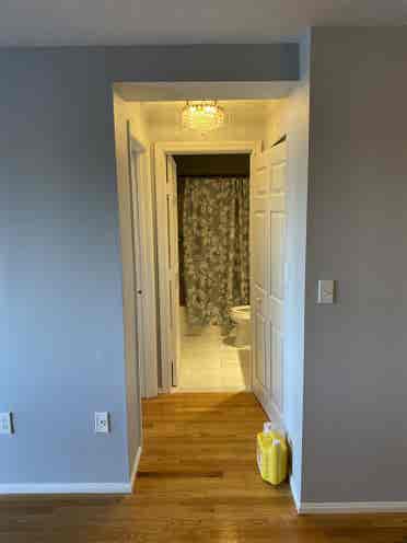 Room in br available now!