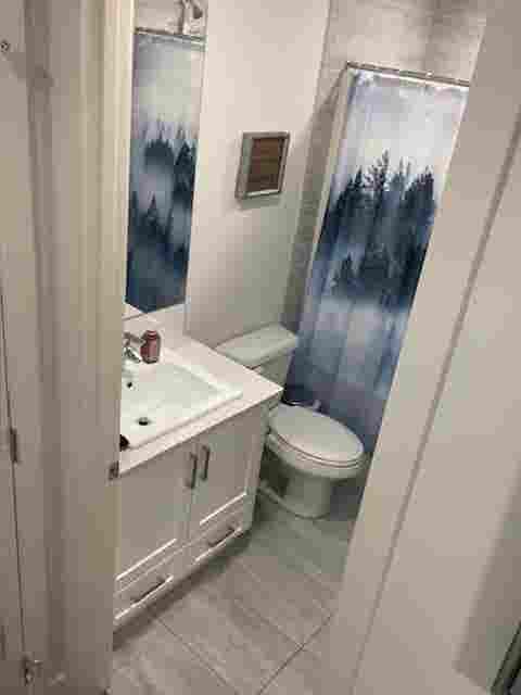 Furnished 1 bedroom townhouse!