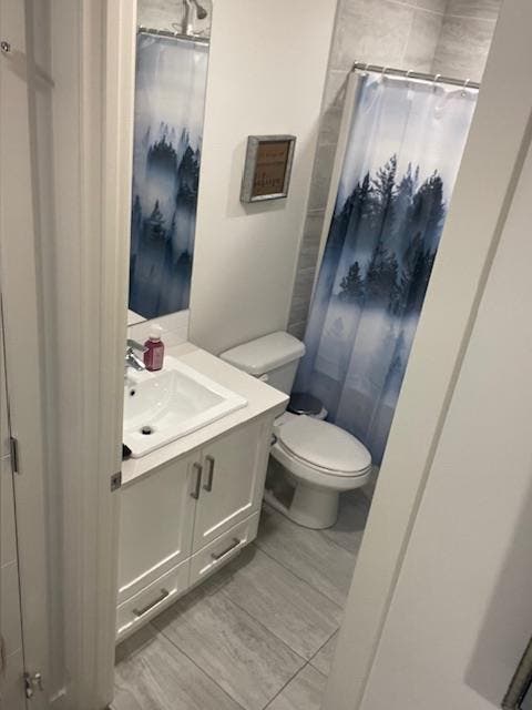 Furnished 1 bedroom townhouse!