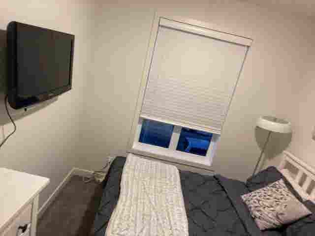 Furnished 1 bedroom townhouse!