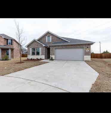 Beautiful 4 bedroom , 2bath home