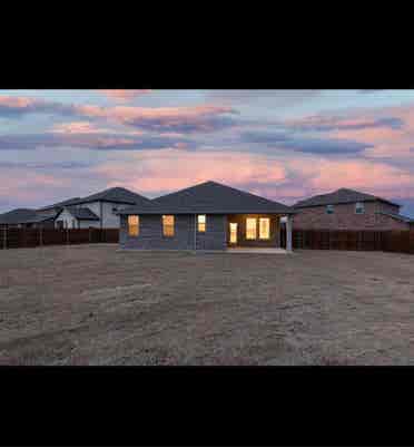 Beautiful 4 bedroom , 2bath home