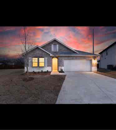 Beautiful 4 bedroom , 2bath home