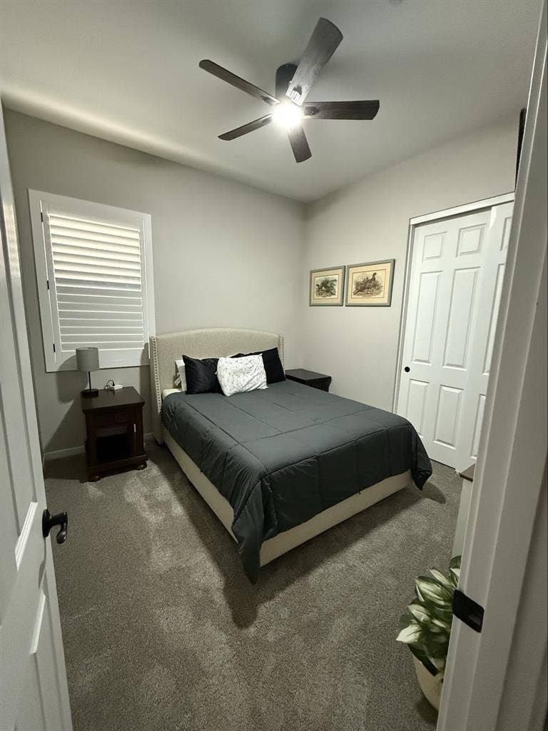 Rooms for Rent - Females Only!