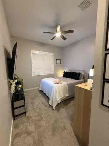Rooms for Rent - Females Only!