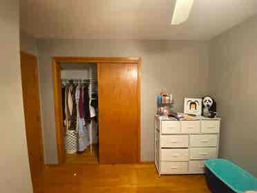 Female Roomie Wanted!!!