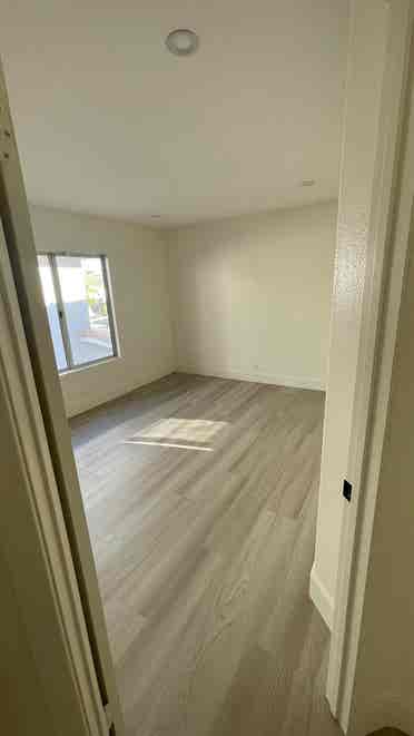 Rooms 4 Rent in Tustin Shared Home
