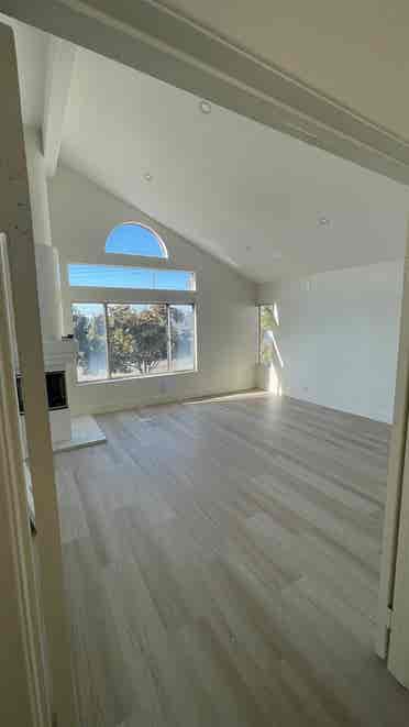 Rooms 4 Rent in Tustin Shared Home