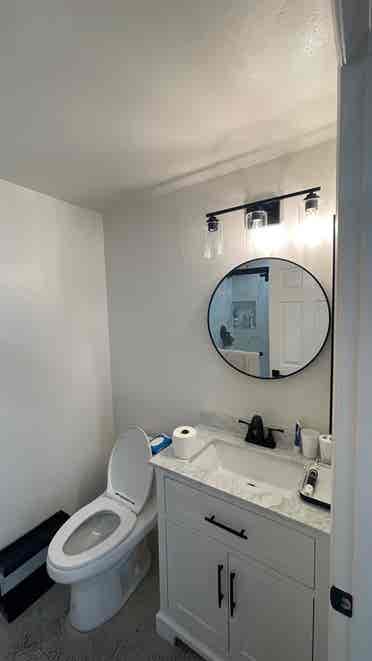 Rooms 4 Rent in Tustin Shared Home