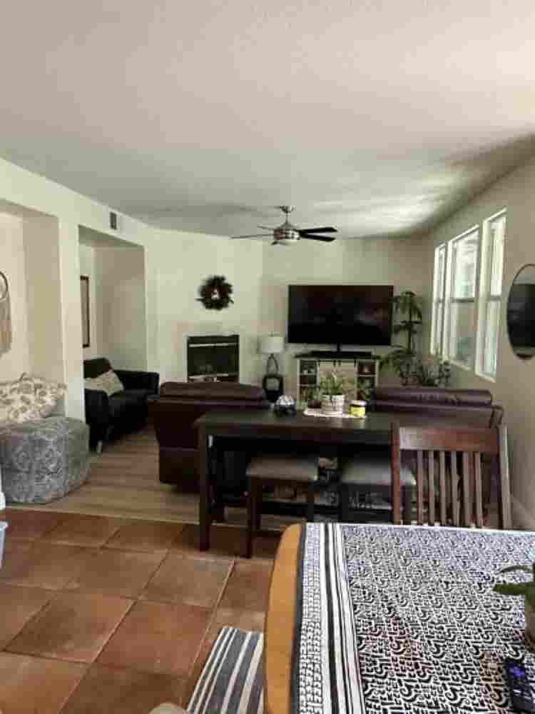 Large Private Room In Oceansidee