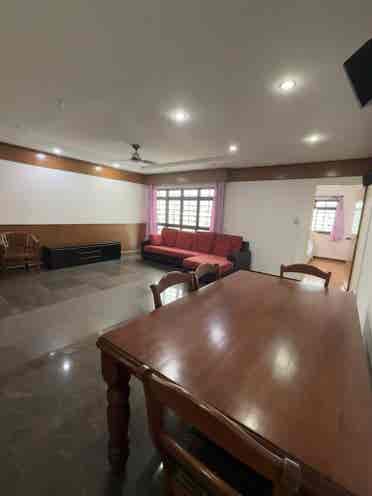Common Room (Buangkok mrt)