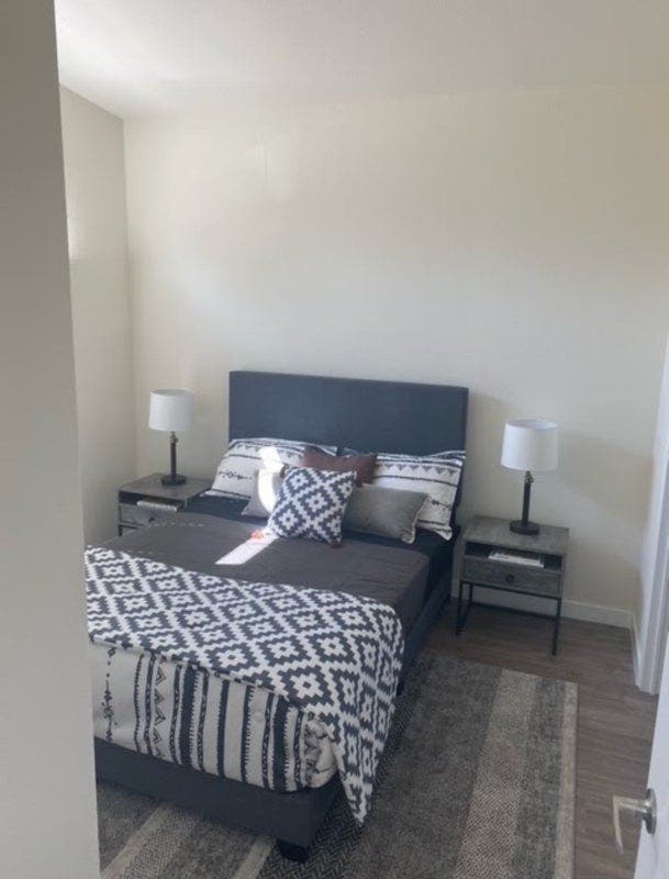 North Hollywood Room for Rent