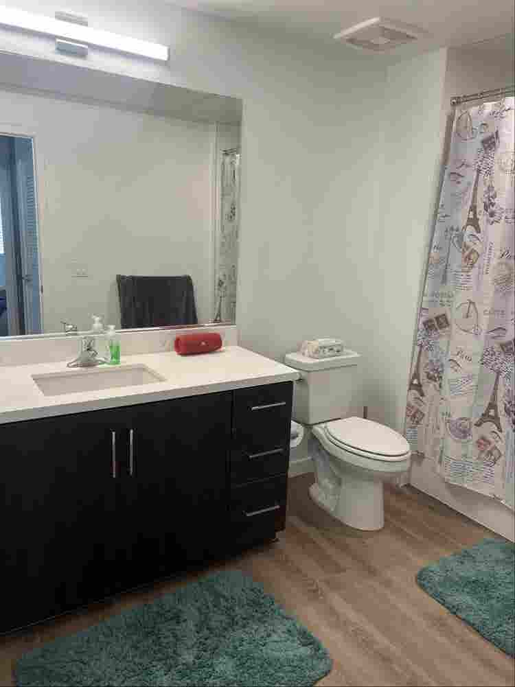 Share room
