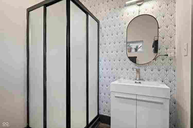 Room for rent - 7min to downtown