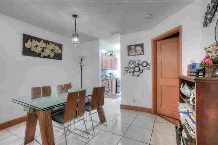 Looking for roommate asap