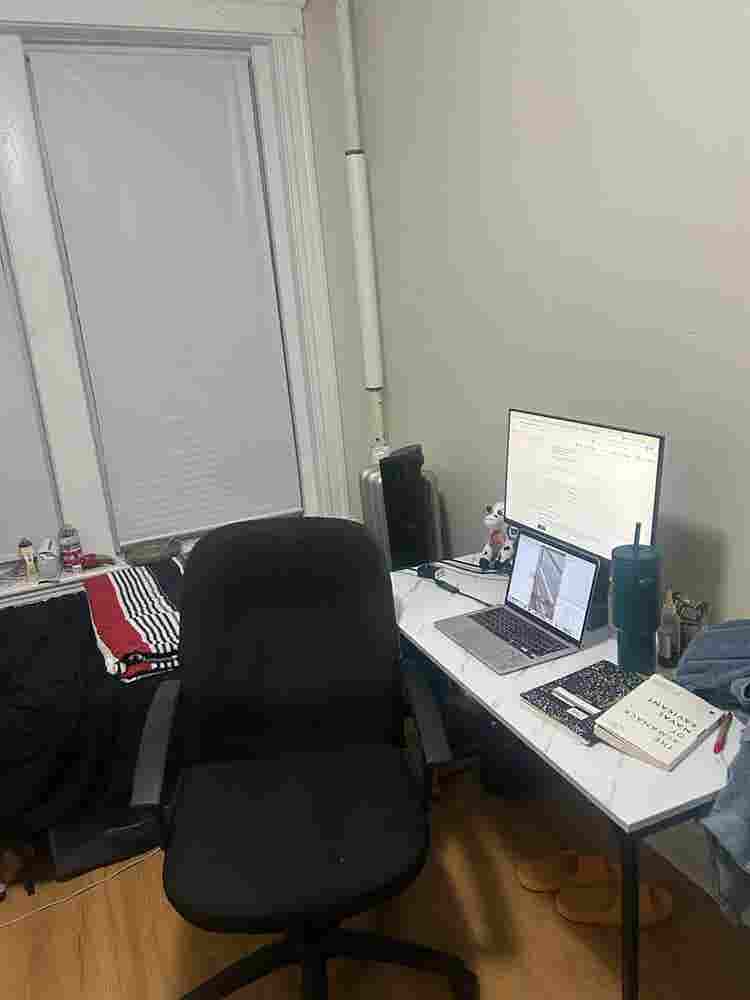 Private Room in a B