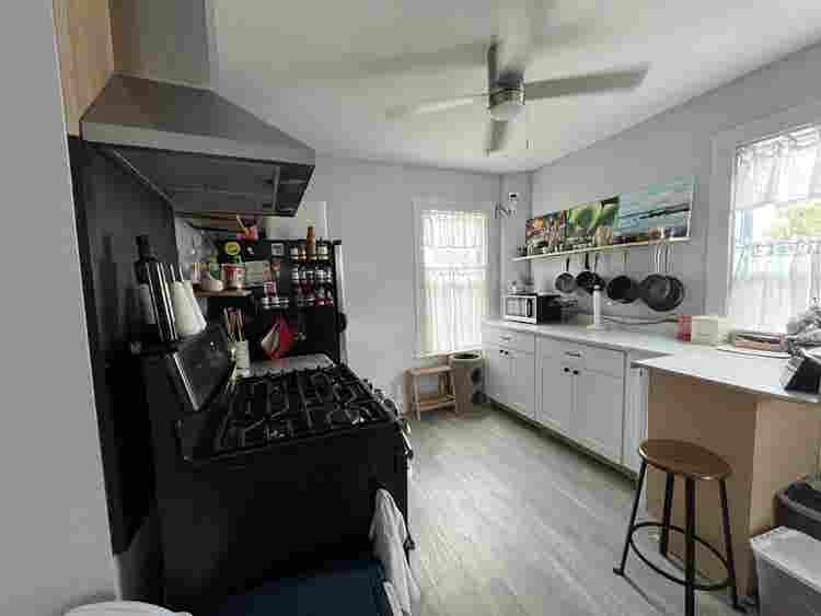Cozy House and Room