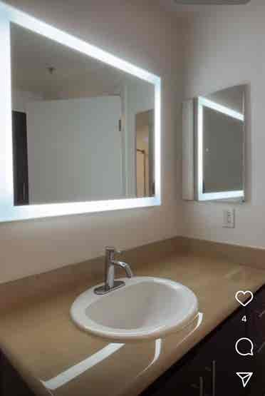 Amazing apartment need roomie asap