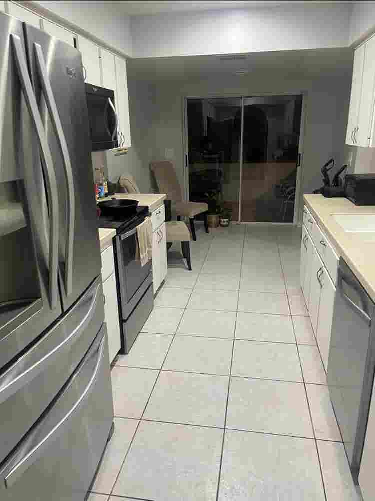 Room For Rent
