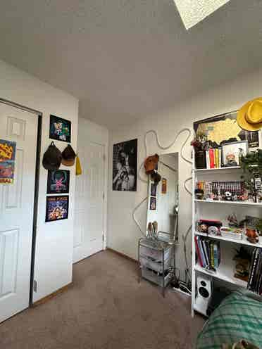 3 BR Condo - Great Location!