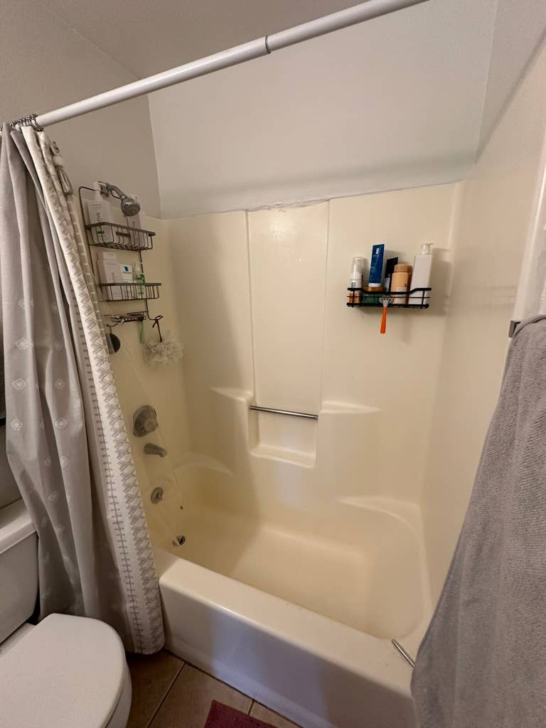 3 BR Condo - Great Location!