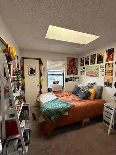 3 BR Condo - Great Location!
