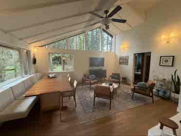 RIVER SIDE HOUSE - ROOMS AVAILABLE!