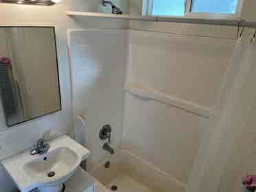 1bd w/Private Bath+Private Entrance
