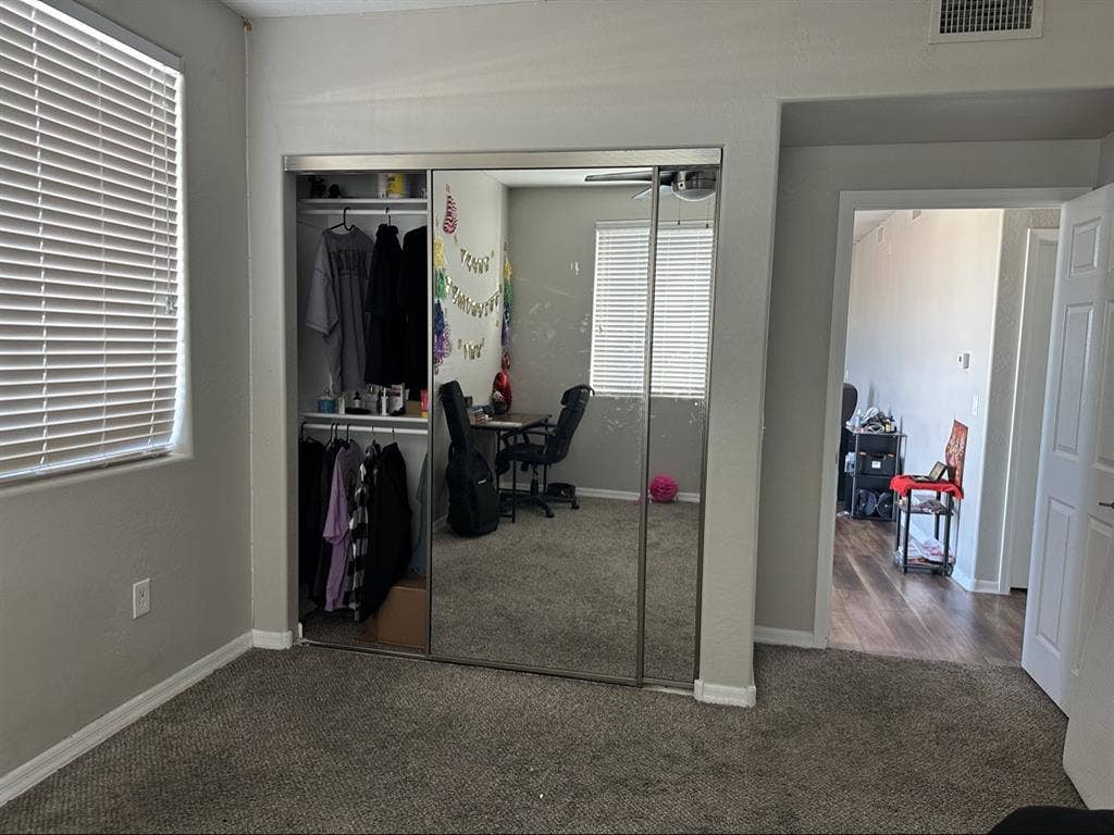 Room W/ Balcony near ASU