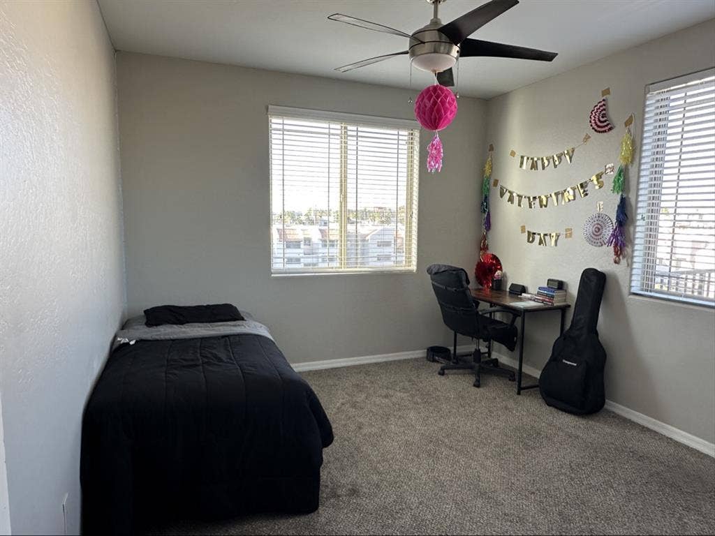 Room W/ Balcony near ASU