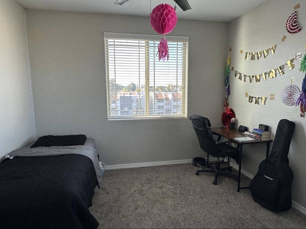 Room W/ Balcony near ASU