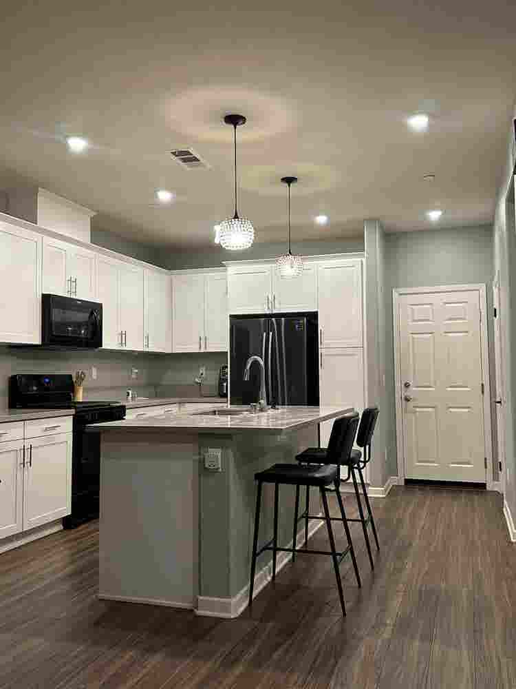 Room  Perfect for Professionals!