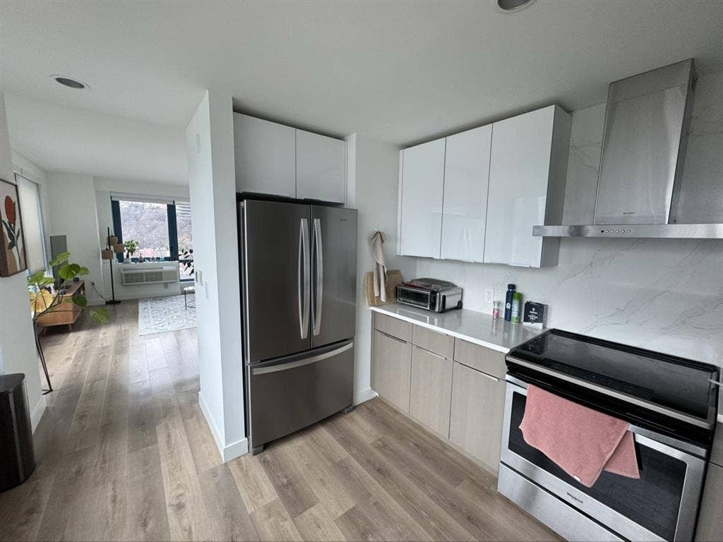 Baths apt- Weehawken