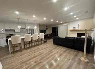 looking for roommates ASAP!!