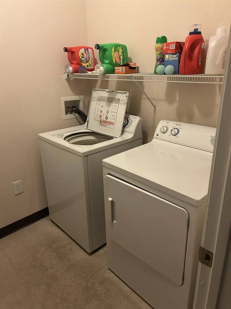 SUMMIT AT COATES RUN SUBLEASE