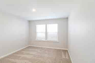 Unfurnished Rooms For Rent