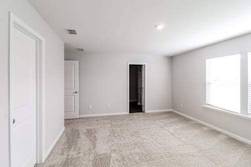 Unfurnished Rooms For Rent