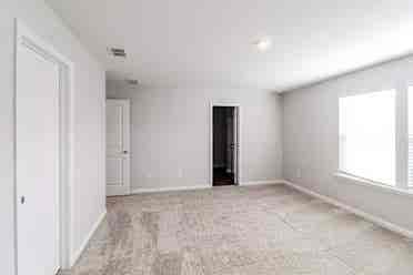 Unfurnished Rooms For Rent