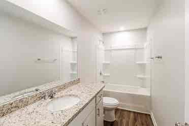 Unfurnished Rooms For Rent